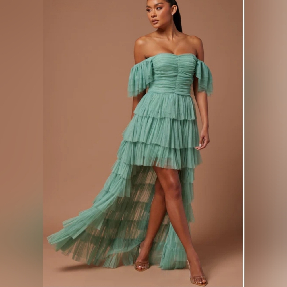 Fashion Nova Off-Shoulder High Low Dress in Green Size L